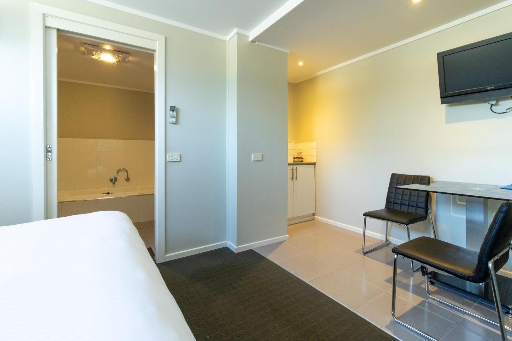 Portarlington Beach Motel מראה חיצוני תמונה